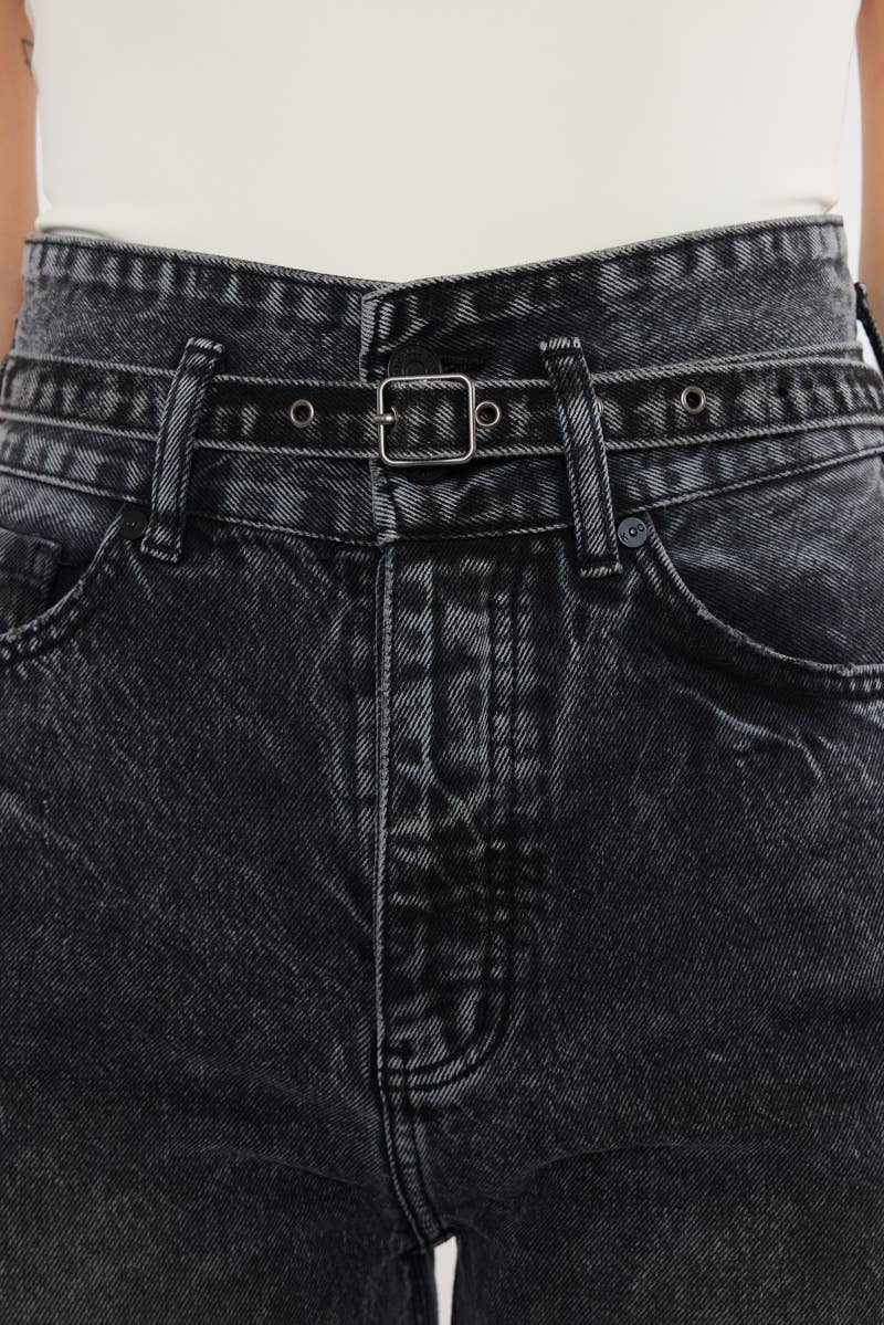 Zinc Ultra High Rise 90's Wide - KanCan Jeans *Size  28 or 29*