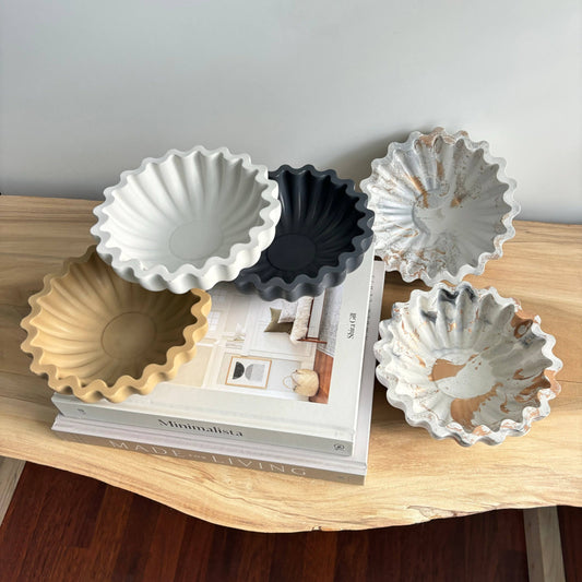 Kyma - Concrete Ruffle Bowl *Local only*